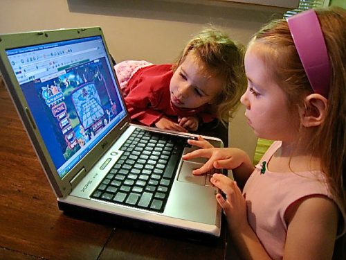 NC kids computerI 3649